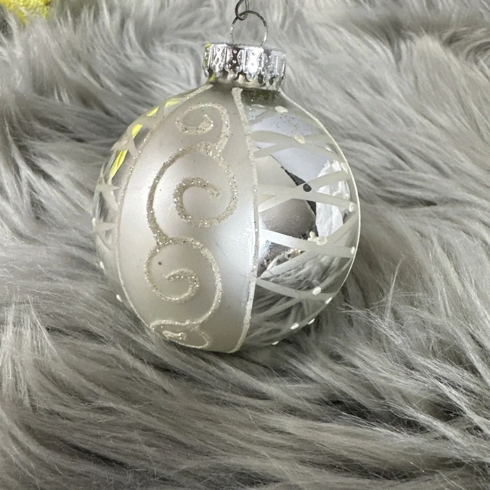 Vintage C & D Hand-Crafted Mercury Glass Christmas Ornament  Silver Glitter